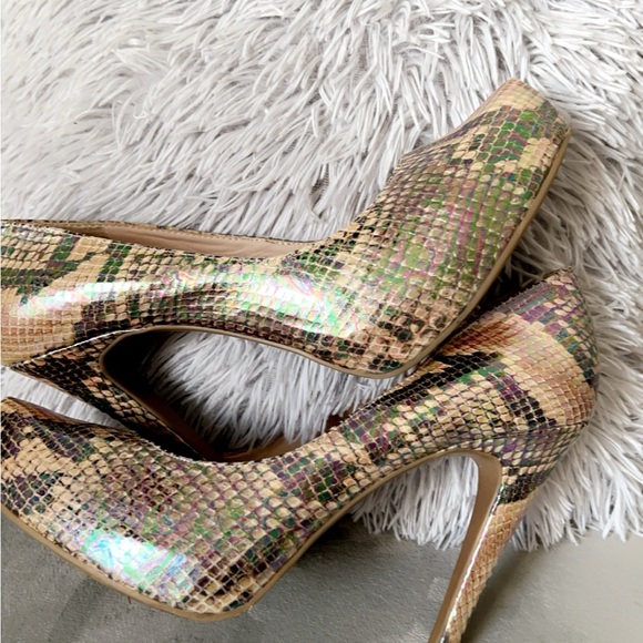 B C B G   Eneration - Picture 4 of 8